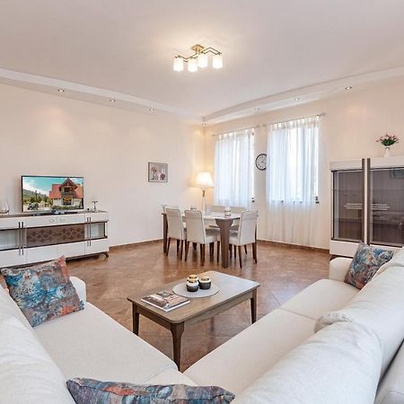 Stay Inn Apartments On Amiryan 4-6 Erevan Esterno foto