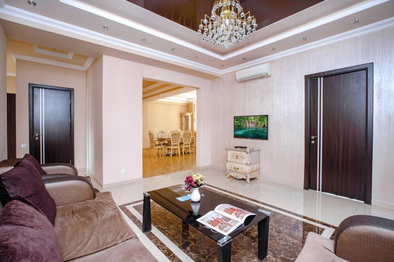 Stay Inn Apartments On Amiryan 4-6 Erevan Esterno foto