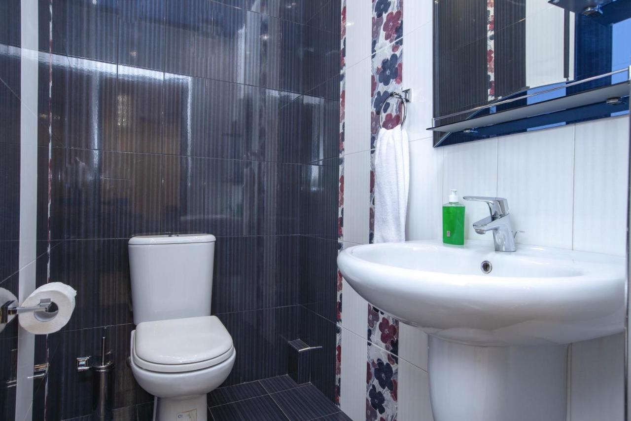 Stay Inn Apartments On Amiryan 4-6 Erevan Esterno foto