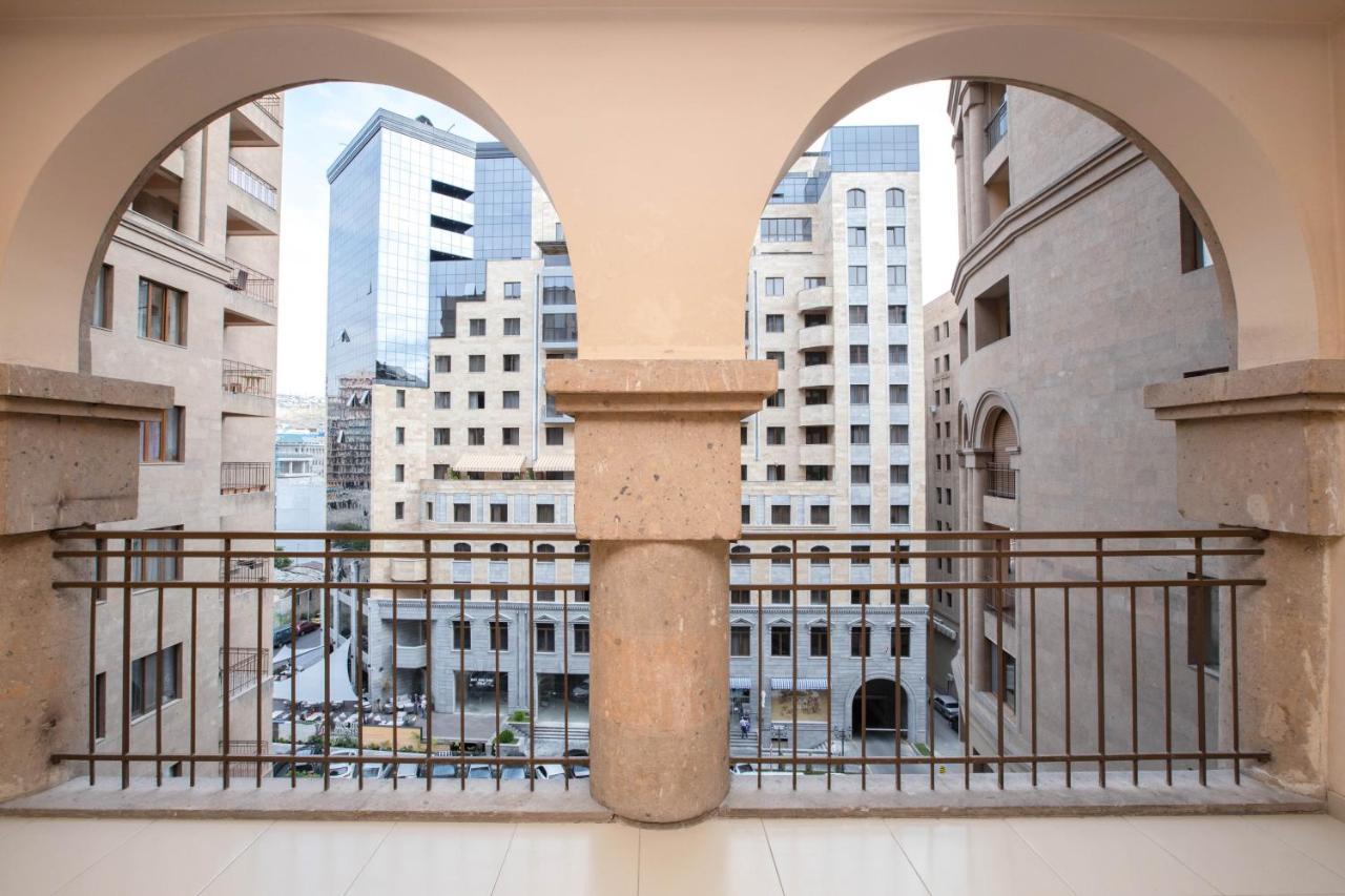Stay Inn Apartments On Amiryan 4-6 Erevan Esterno foto