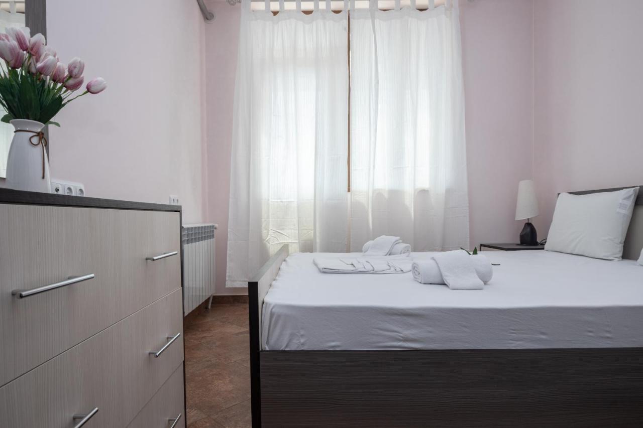 Stay Inn Apartments On Amiryan 4-6 Erevan Esterno foto