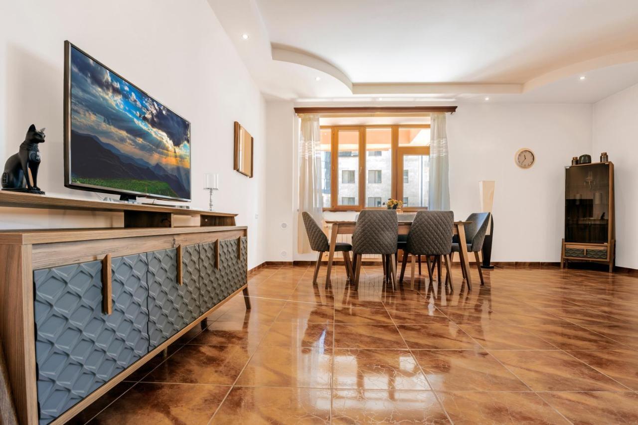Stay Inn Apartments On Amiryan 4-6 Erevan Esterno foto