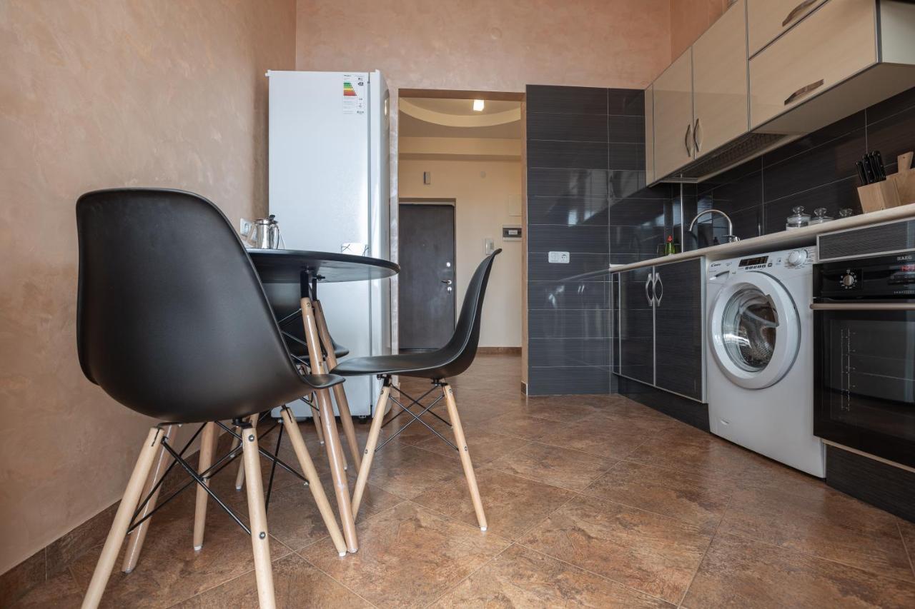 Stay Inn Apartments On Amiryan 4-6 Erevan Esterno foto