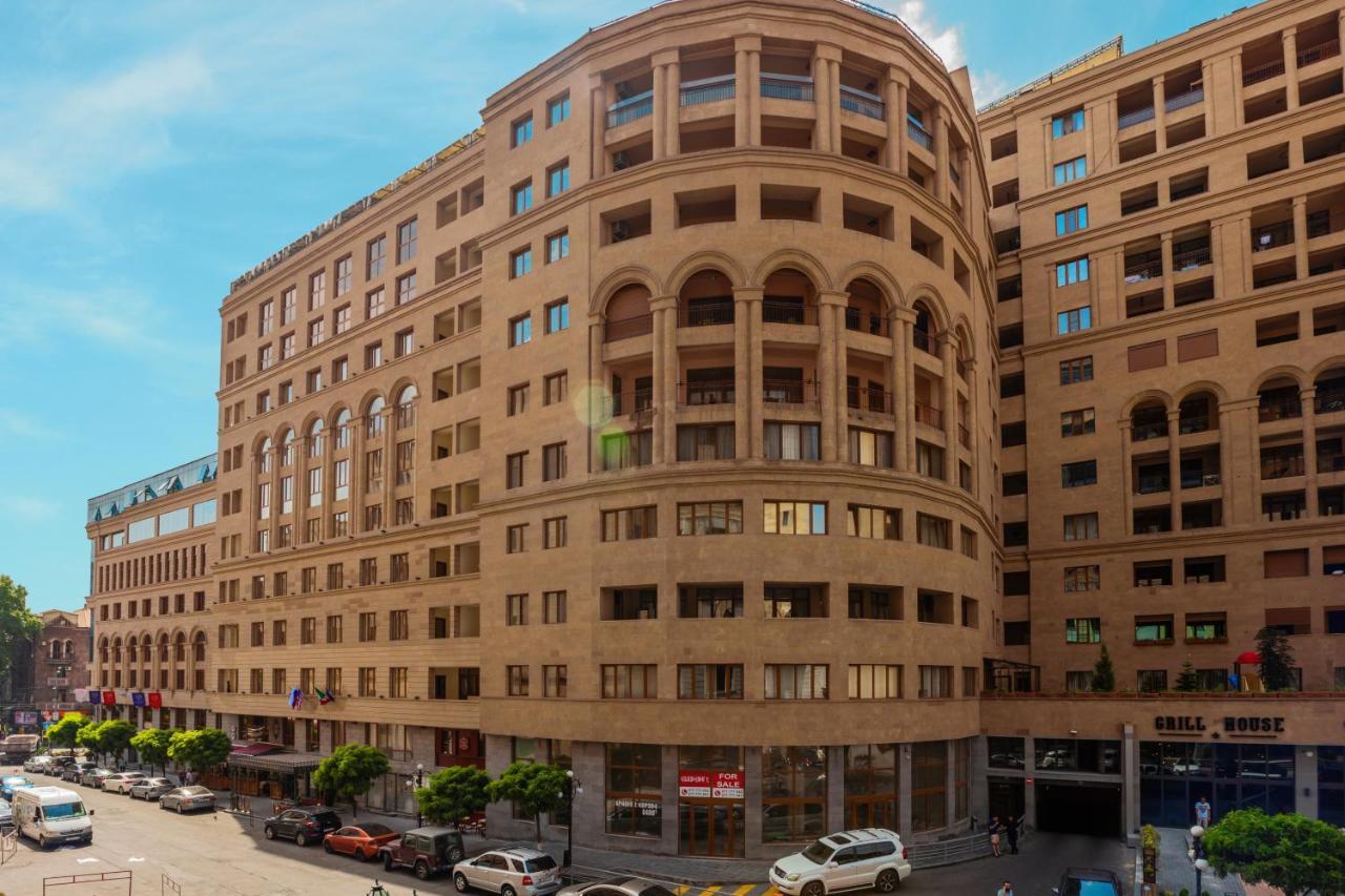 Stay Inn Apartments On Amiryan 4-6 Erevan Esterno foto