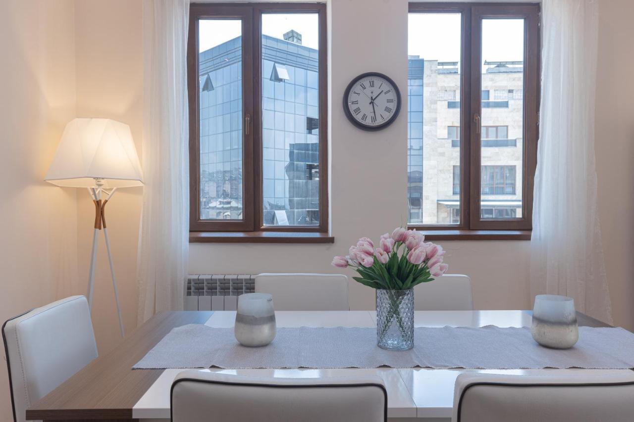 Stay Inn Apartments On Amiryan 4-6 Erevan Esterno foto