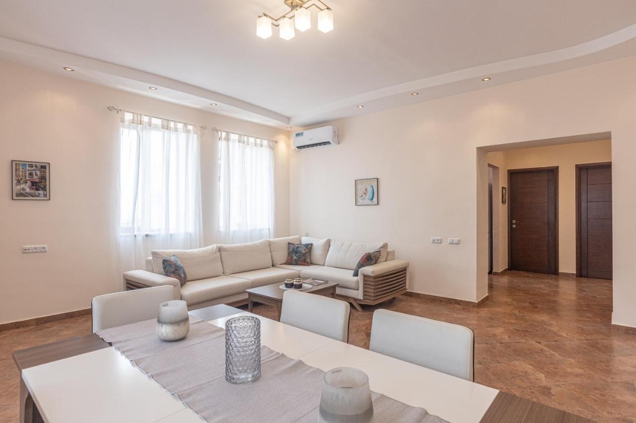 Stay Inn Apartments On Amiryan 4-6 Erevan Esterno foto